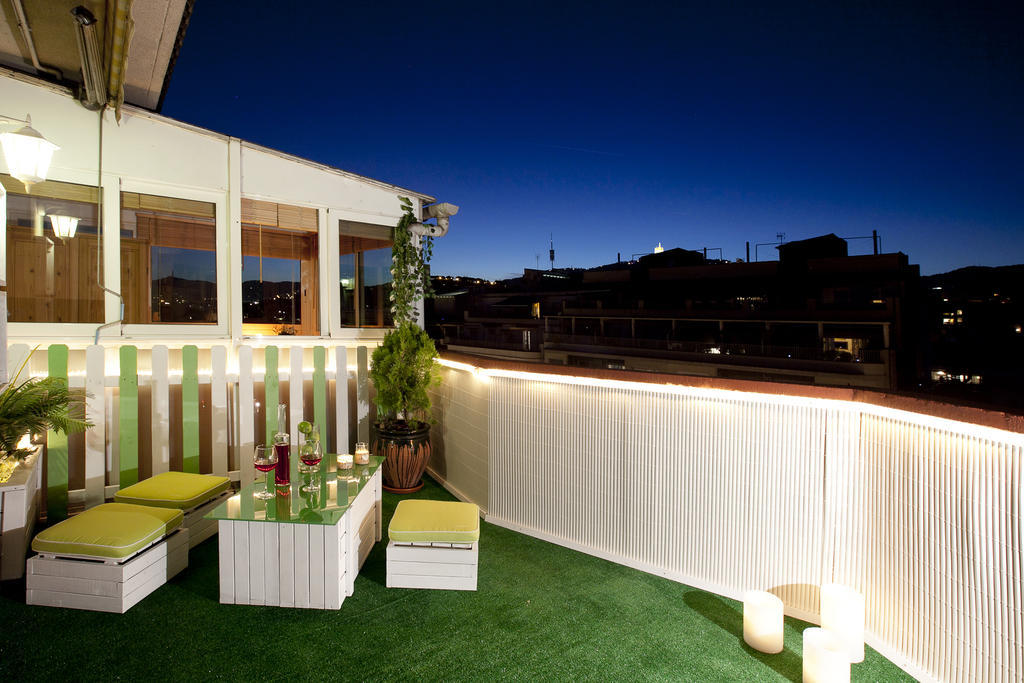 Apartmán Atic Gaudi-Gracia Barcelona Pokoj fotografie
